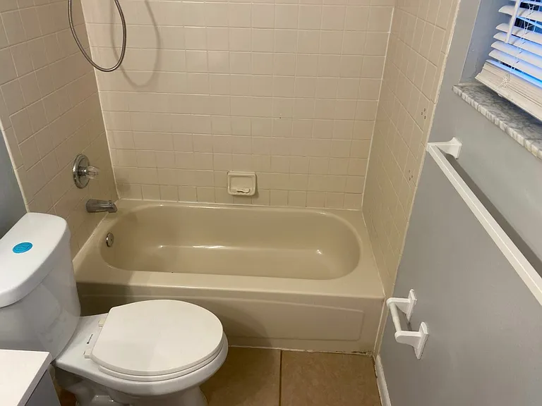 913 W Cornell St #913 — Photo 3