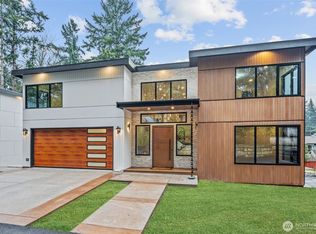 7905 240th St SW, Edmonds, WA 98026