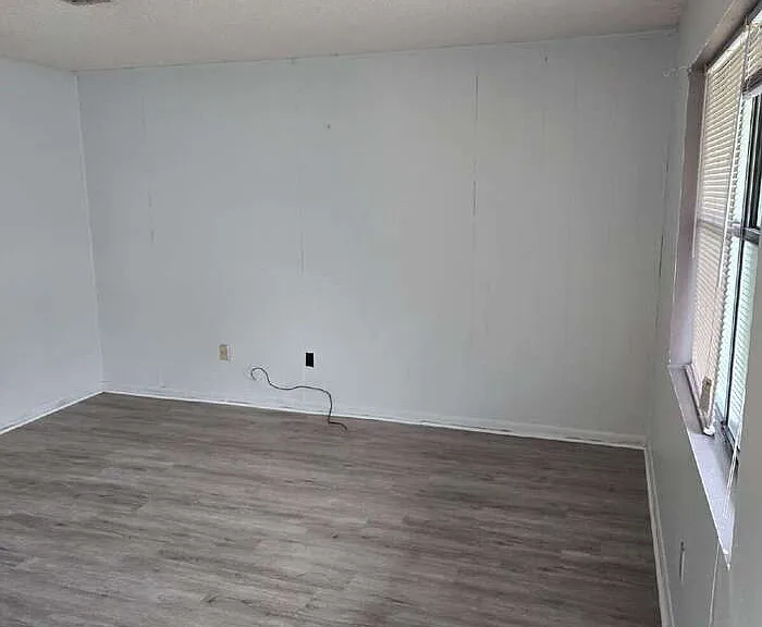 1040 Sable Dr #C — Photo 11