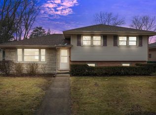 560 S La Londe Ave, Lombard, IL