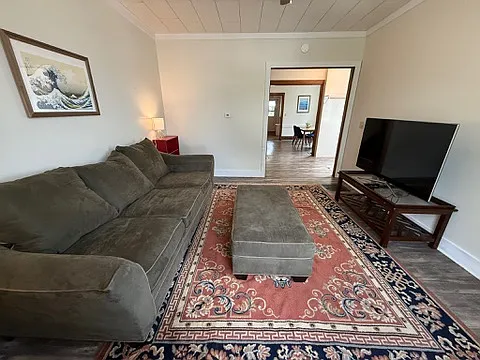 215 Prospect St — Photo 21