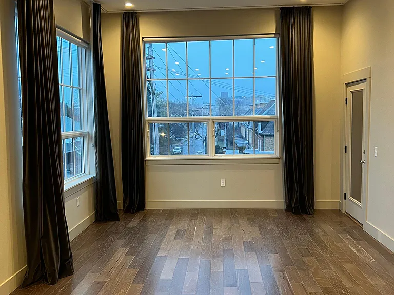 622 Gross St #303 — Photo 14