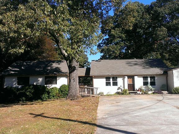 Front view, listing is for Home on Right.