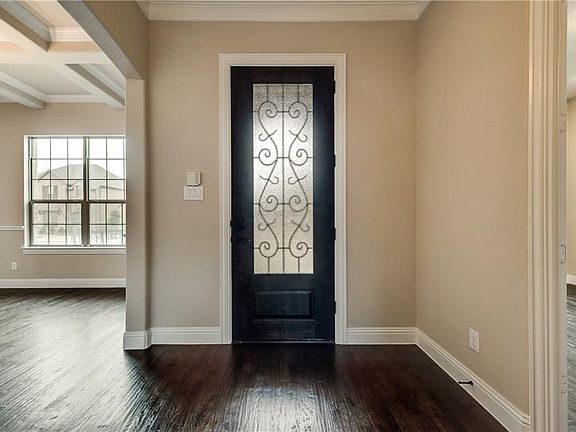 3rd image of 3347 Meadowside Dr