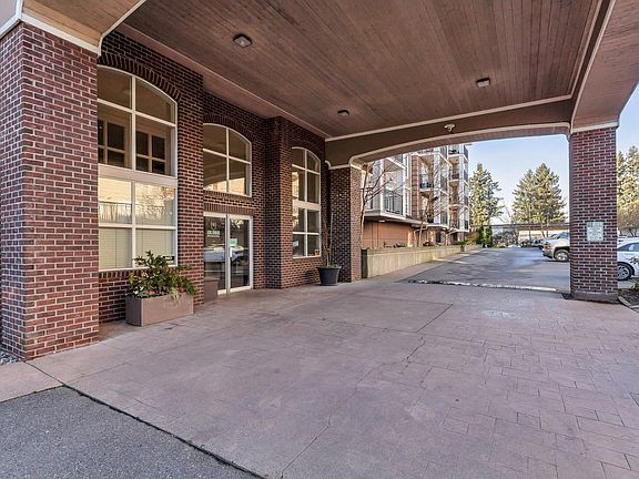 3rd image of 8933 Edward St #206