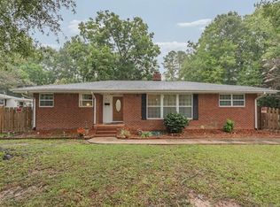 818 Hillcrest Ave, Gastonia, NC 28052