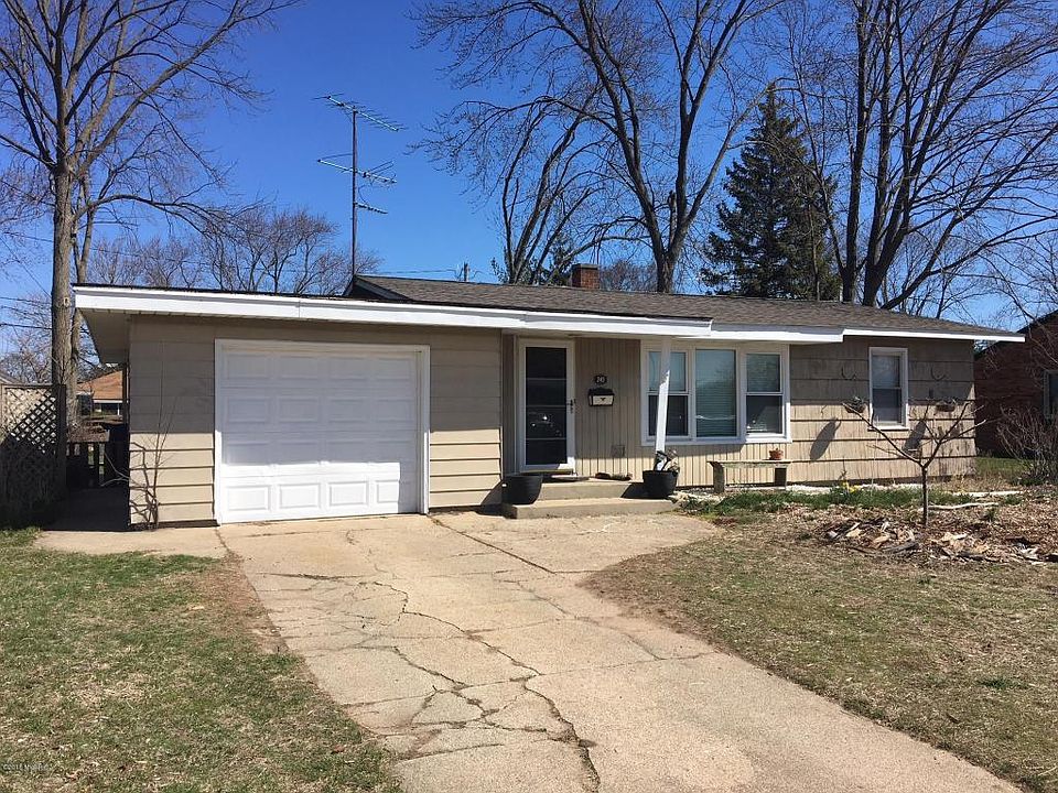 1st image of 243 W 30th St