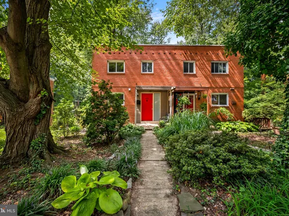 6176 Chinquapin Pkwy, Baltimore, MD 21239