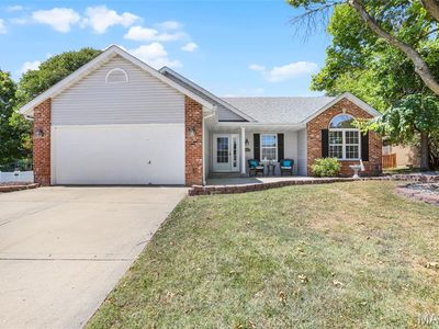 1053 Meadow Lake Dr, Maryville, IL, 62062