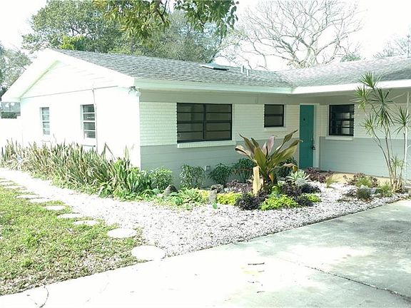 4th image of 10102 N Oakleaf Ave
