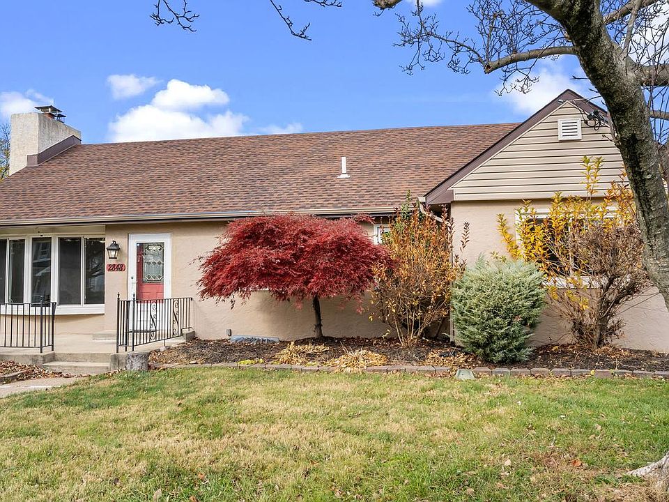 1st image of 2848 Asbury Ave