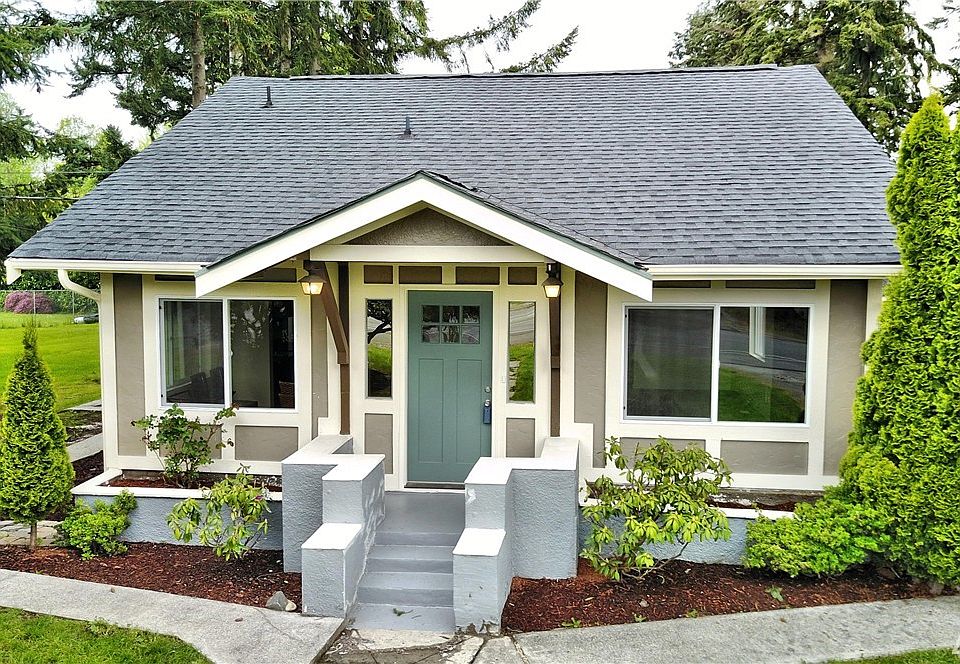 1st image of 4121 104th St E