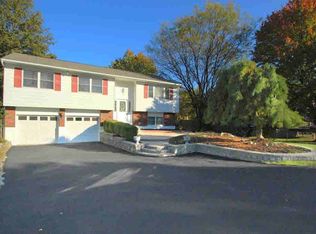 4 David Ct, Poughkeepsie, NY 12603