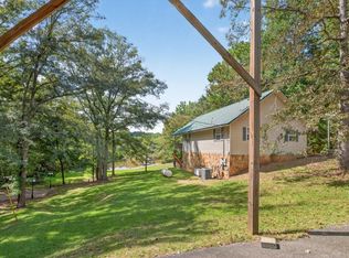 145 & 143 Edgewater Dr, Eatonton, GA 31024