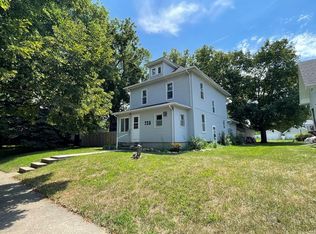 723 Lake St, Rockwell City, IA 50579