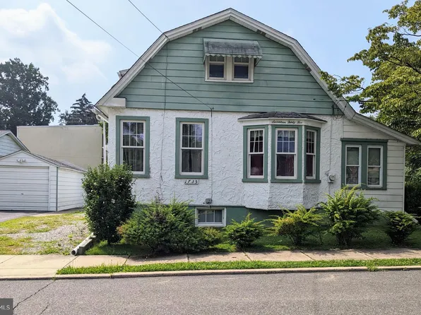 1735 Shallcross Ave, Folcroft, PA 19032