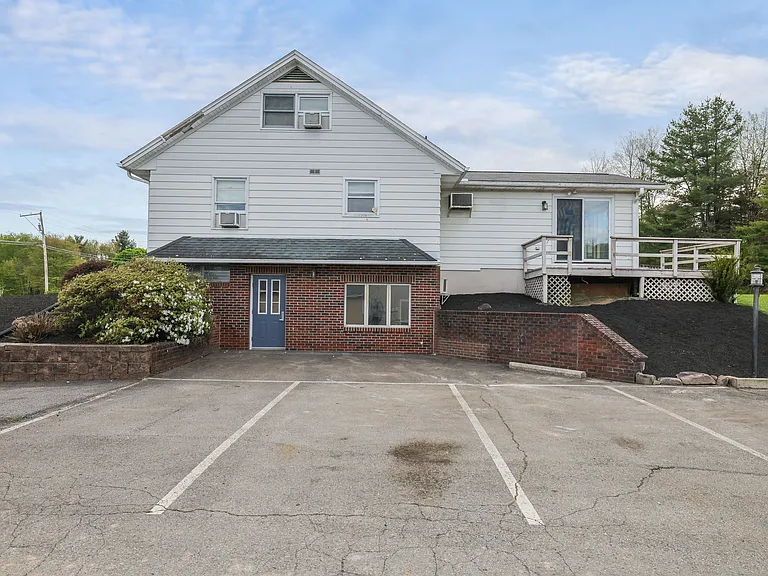 863 Interchange Rd — Photo 31