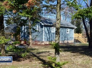 207 Hughes Ave, Lockport, IL 60441