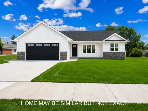 1033 Gray St, Green Bay, WI 54303