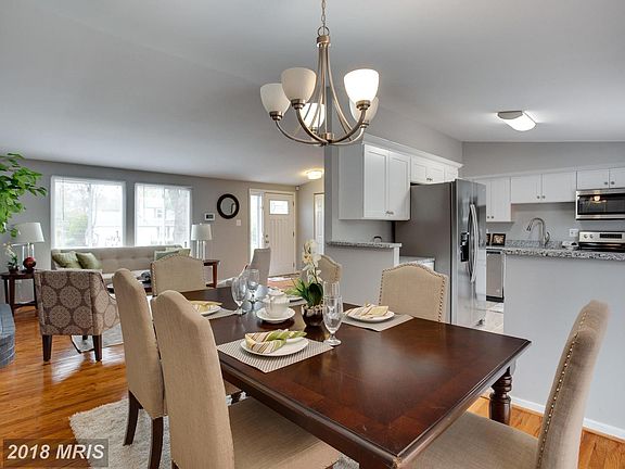 4th image of 9434 Fairhaven Ave