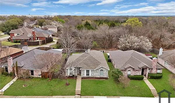 2820 Bent Brook Dr — Photo 3