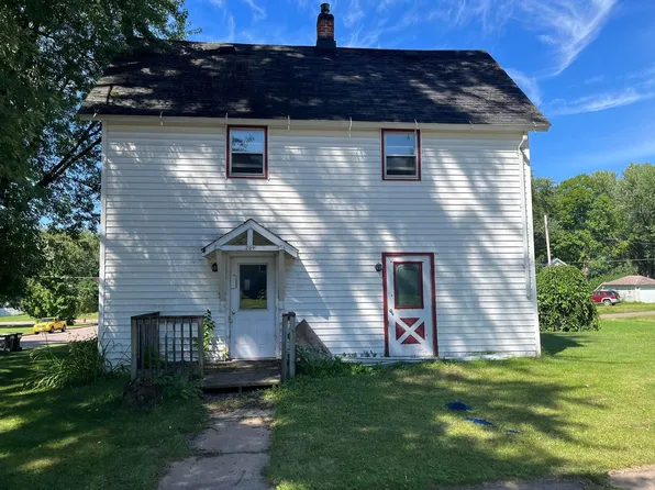 209 S Crocker Ave, Greenwood, WI 54437