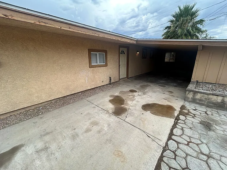 1405 E McWilliams Ave — Photo 2