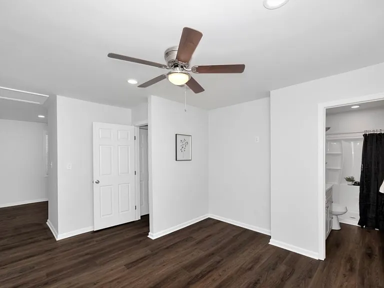 3908 W Oak Way SW — Photo 8