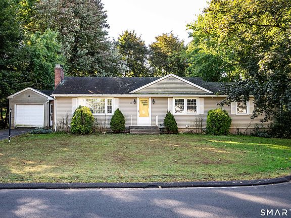 2nd image of 36 Mildrum Road