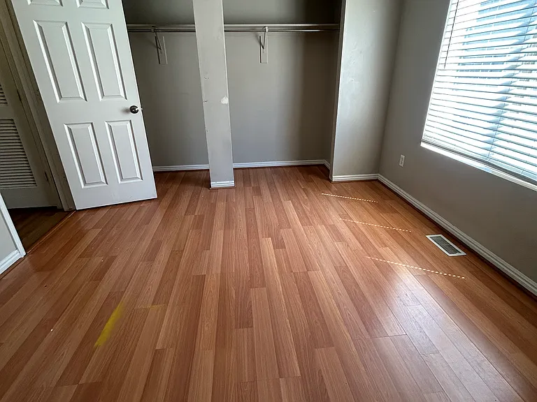 475 N Redwood Rd — Photo 18