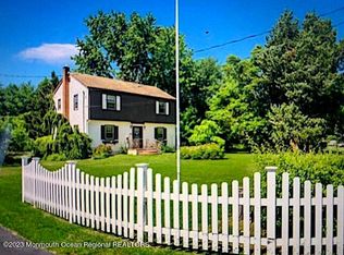 673 Squankum Yellowbrook Rd, Farmingdale, NJ 07727