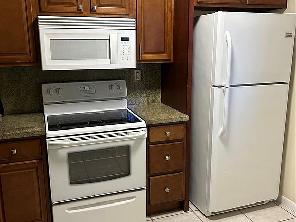 4th image of 4732 NW 114th Avenue #104