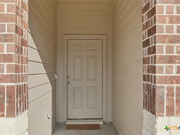 3rd image of 9506 Falme Ln