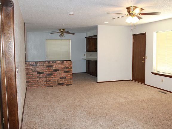 4th image of 10436 Glascow Dr