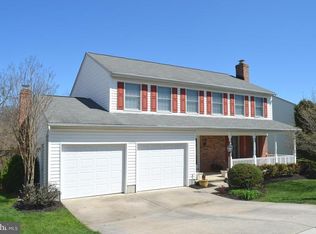 24 Highfields Dr, Catonsville, MD 21228