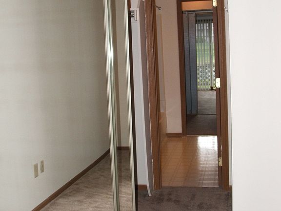 master bedroom to full bath