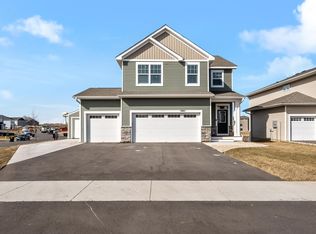 1940 Aloha Ave, Shakopee, MN 55379