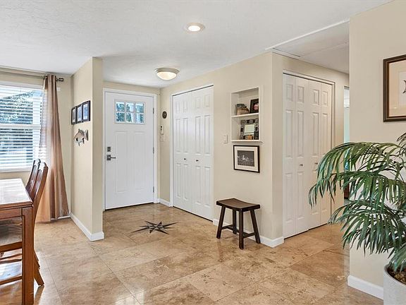 5th image of 7012 7th Avenue Blvd NW