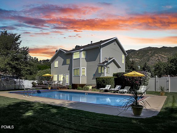2nd image of 2057 Ryan Cir