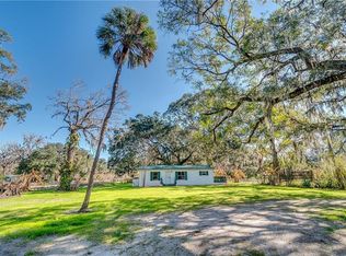 827 Jerry Smith Rd, Dover, FL 33527