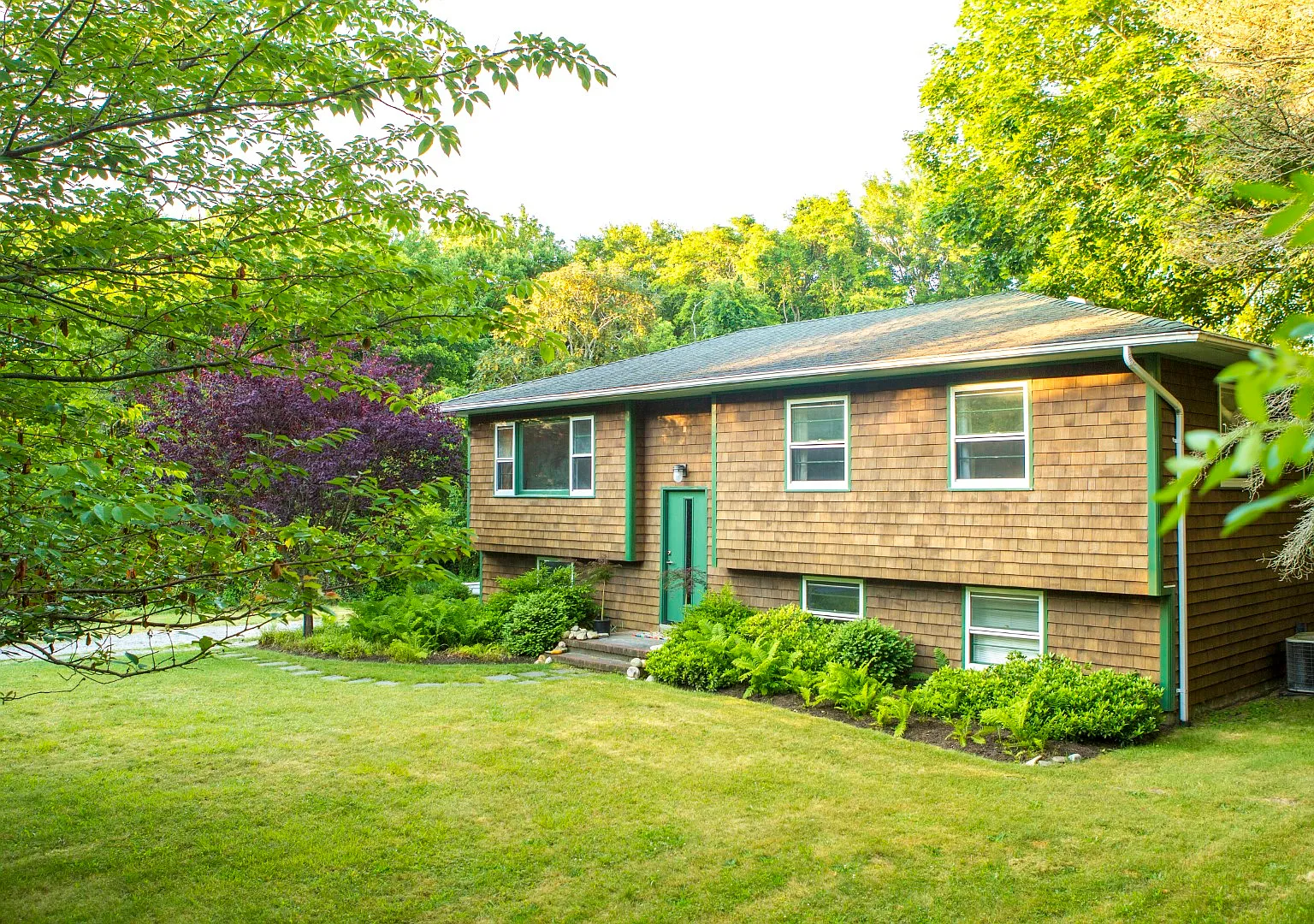 Beautiful 4 Bedroom in Sag Harbor — Photo 2