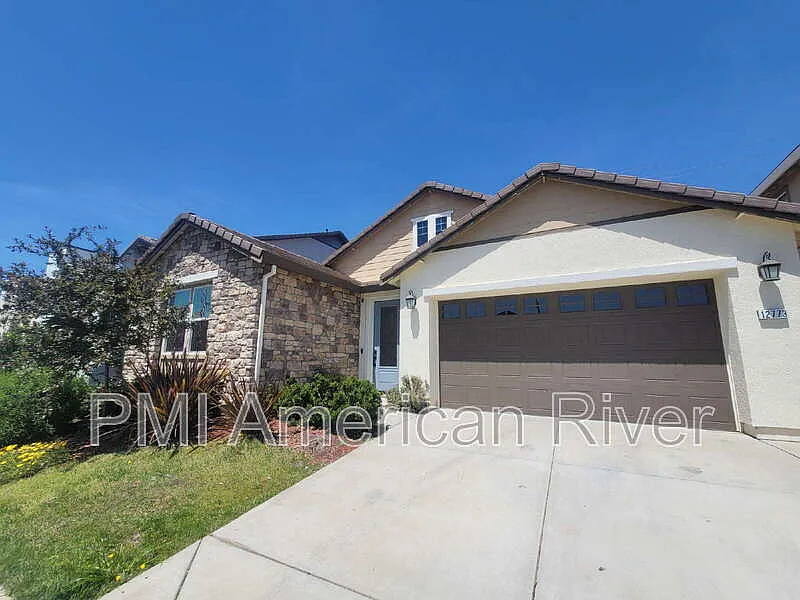 Building Photo - 12773 Tower Beach Way