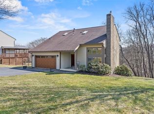 1145 Woodhill Dr, Gibsonia, PA 15044