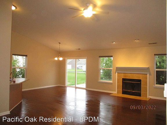 3rd image of 227 School House Dr