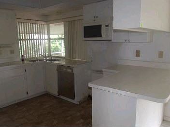 4th image of 1267 Laurel Ct