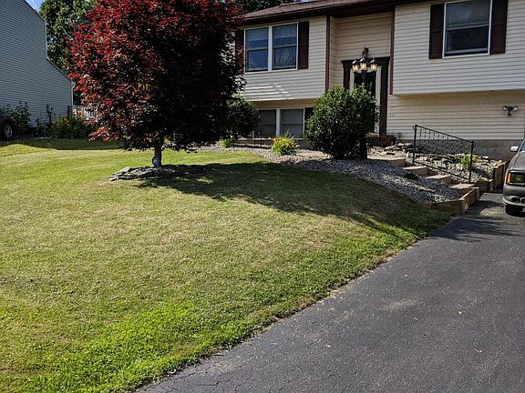 4th image of 4969 Grapewood Ln