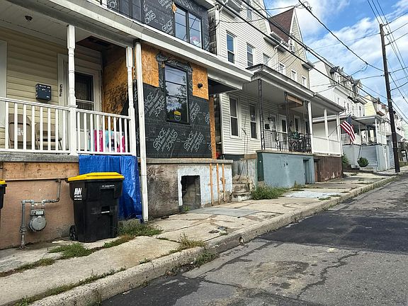 4th image of 685 N 2nd St