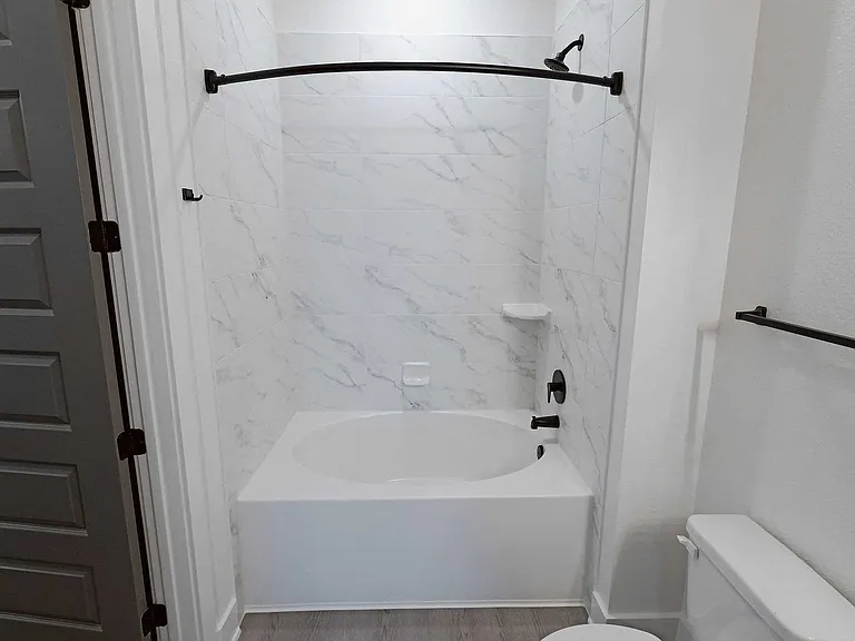 Linz Luxury Living — Photo 141
