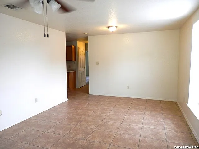2 bed, 2.0 bath, 936 sqft, $1,295 — Photo 2