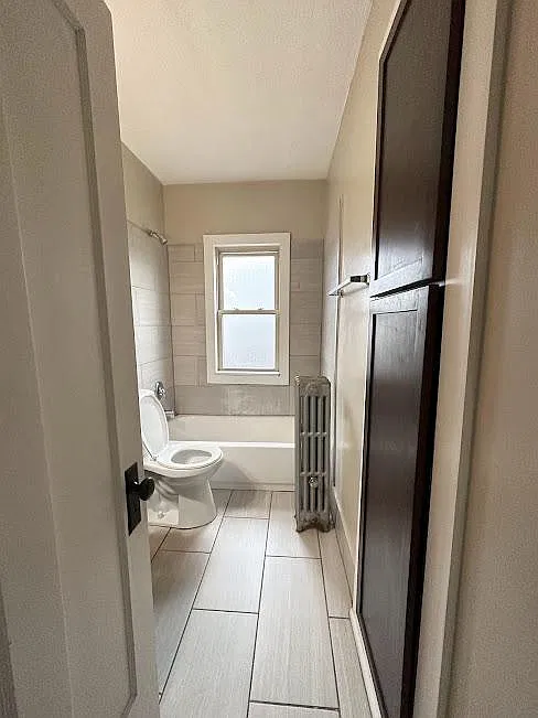 6804 W Clinton Ave — Photo 4